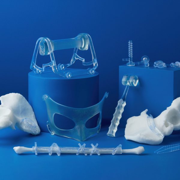 BioMed Durable Resin est une nouvelle formulation développée pour un matériel biocompatible capable de résister aux chocs, aux manipulations brusques et à la pression.