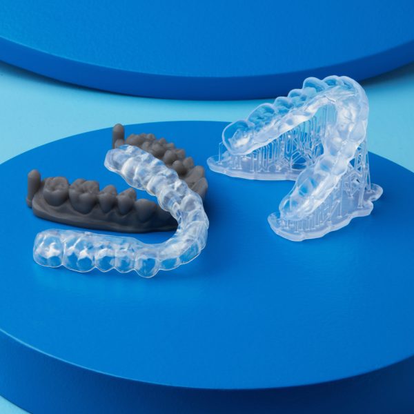 Gouttières flexibles en résine biocompatible Dental LT Comfort.